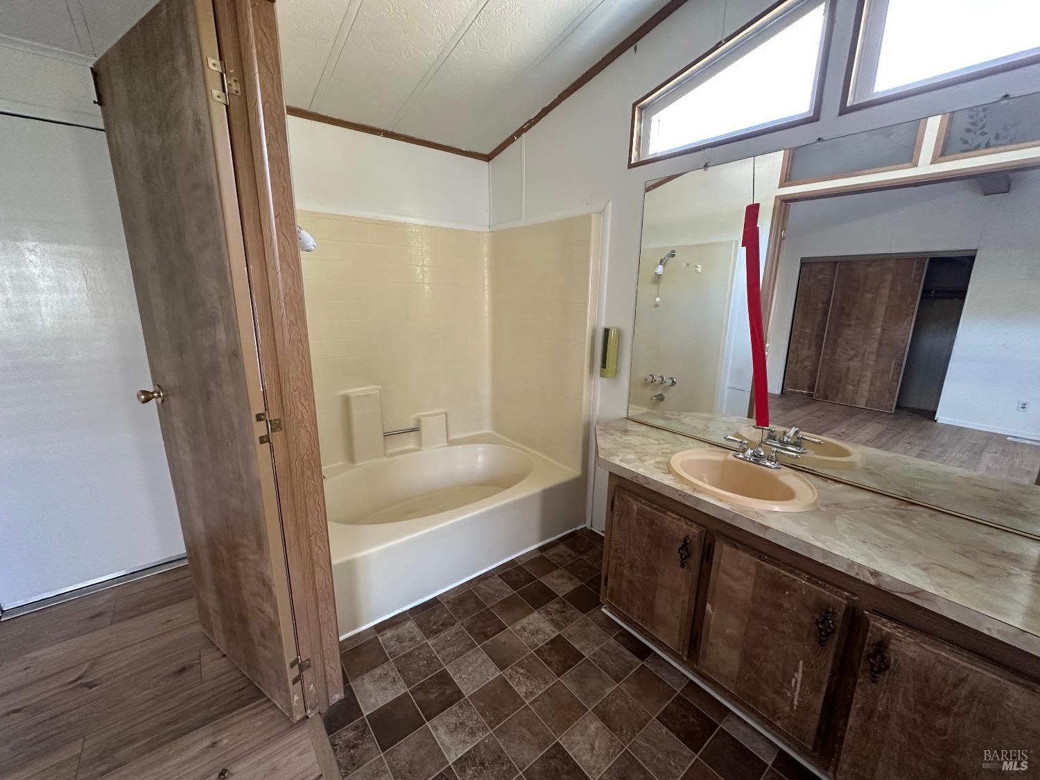 12880 4th. Street Clearlake Oaks CA 95423