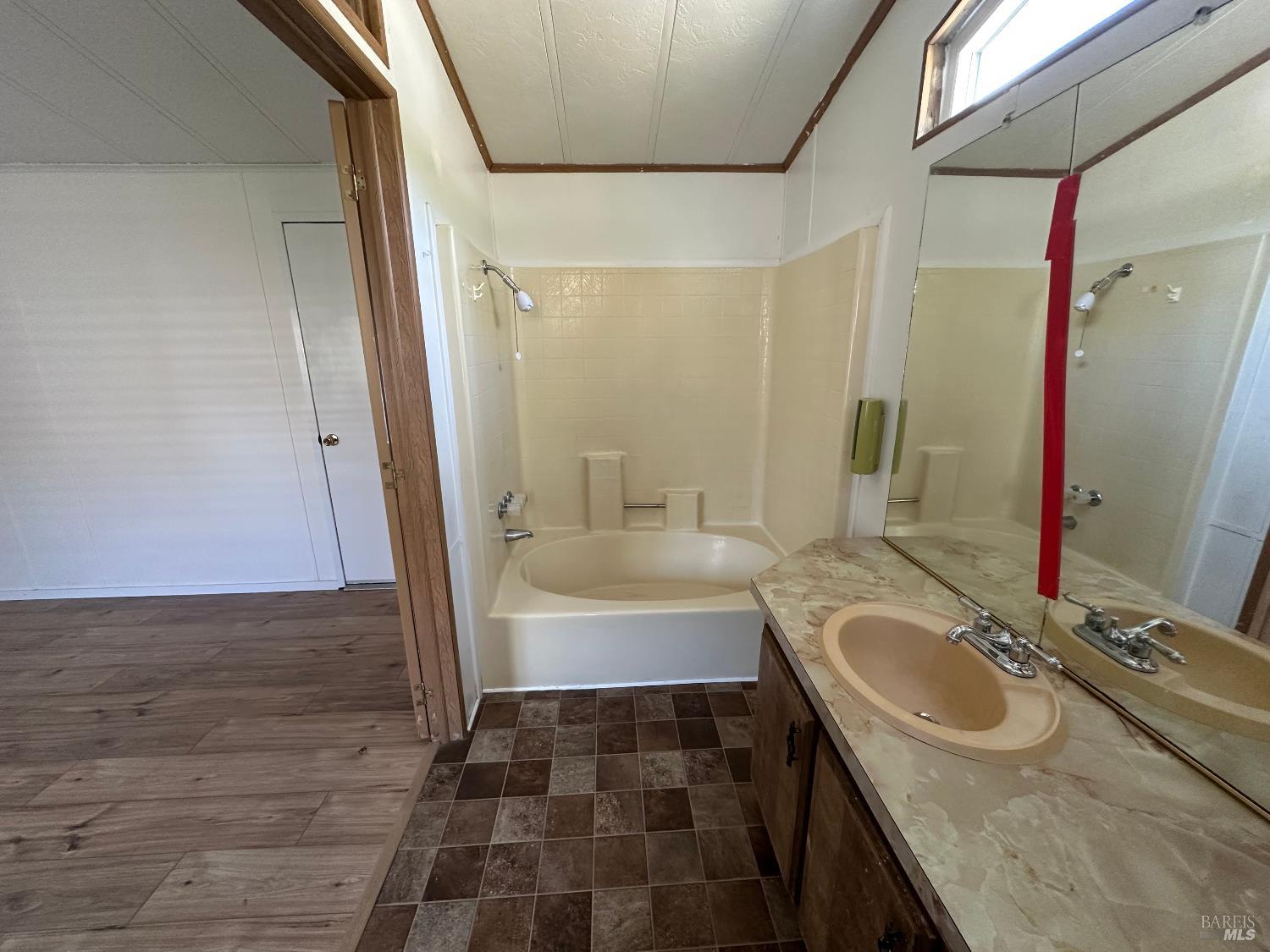 12880 4th. Street Clearlake Oaks CA 95423