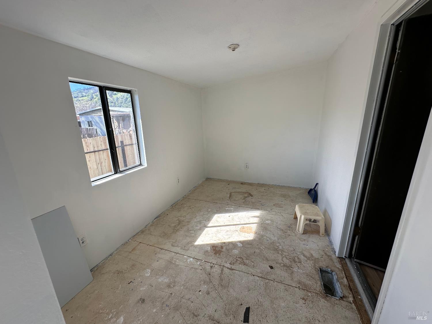 12880 4th. Street Clearlake Oaks CA 95423