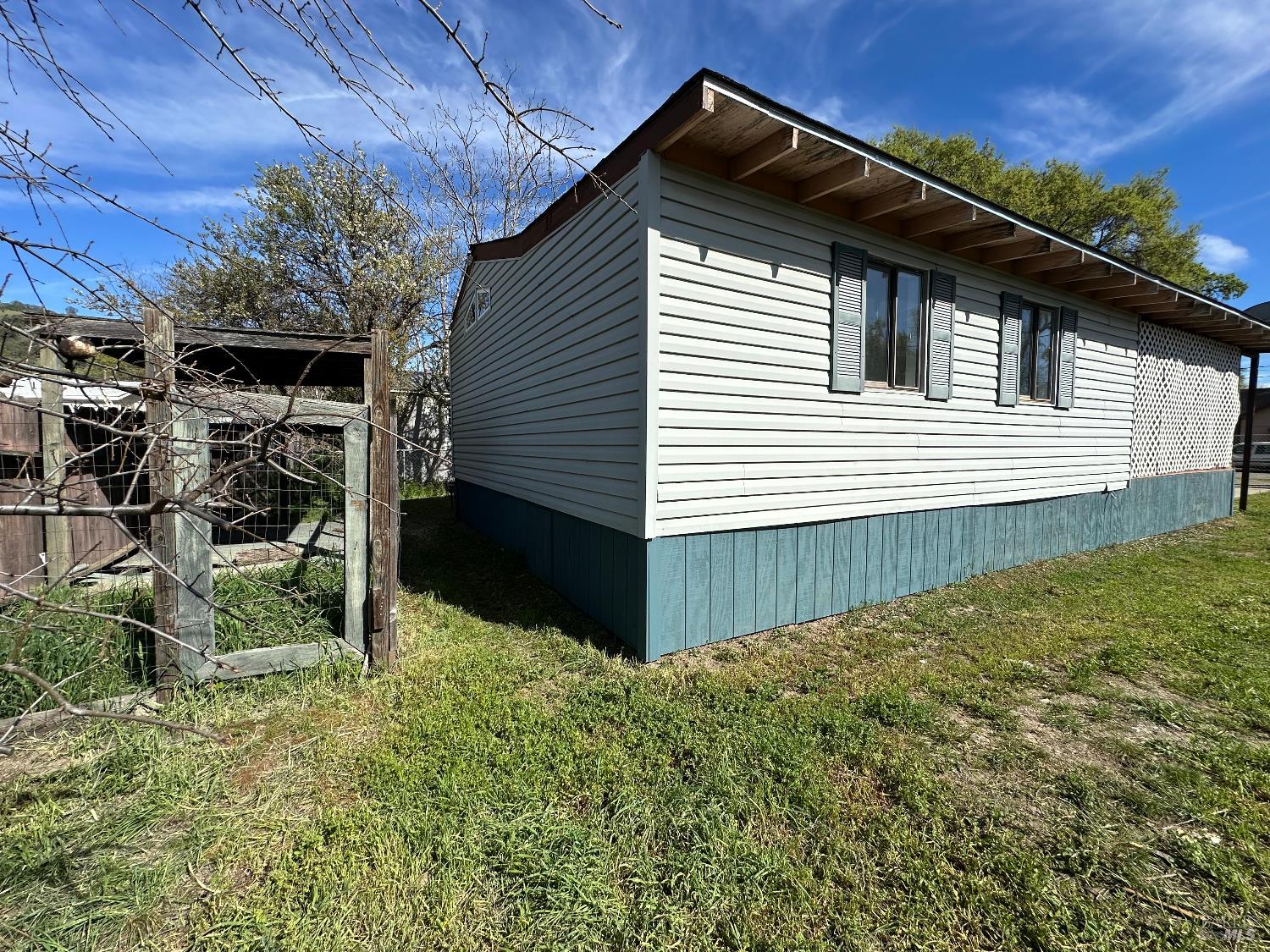 12880 4th. Street Clearlake Oaks CA 95423