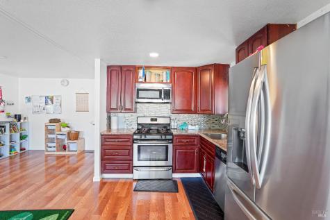 324 Pear Lane Santa Rosa CA 95407