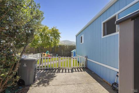 324 Pear Lane Santa Rosa CA 95407