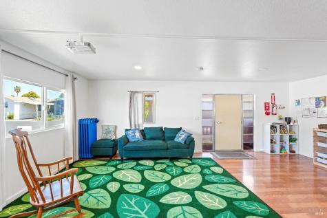 324 Pear Lane Santa Rosa CA 95407