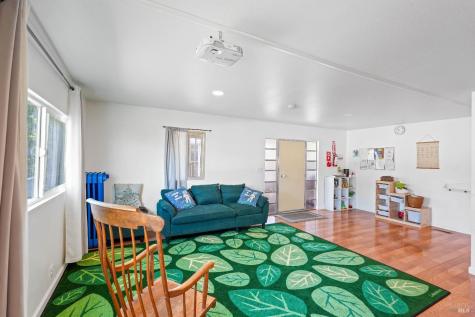 324 Pear Lane Santa Rosa CA 95407