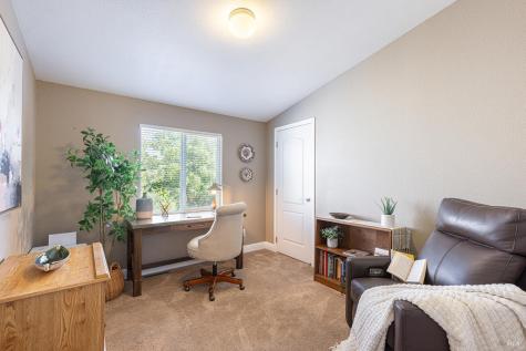 20 Oakwood Drive Petaluma CA 94954