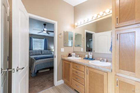 20 Oakwood Drive Petaluma CA 94954