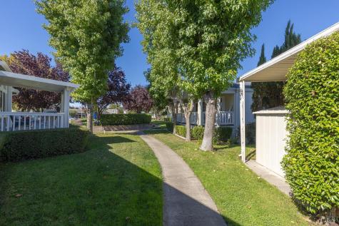 20 Oakwood Drive Petaluma CA 94954