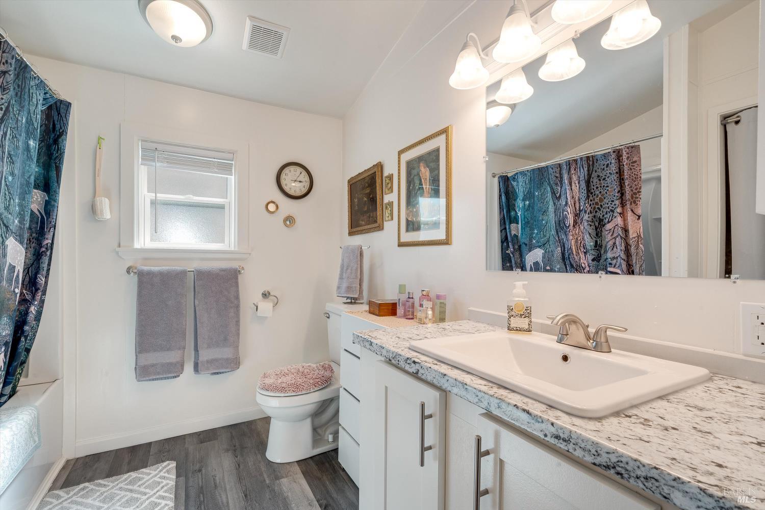 5306 Rexford Way Santa Rosa CA 95043