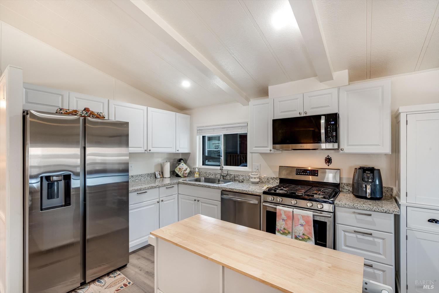 5306 Rexford Way Santa Rosa CA 95043