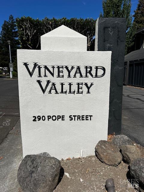 21 Redondo Court St. Helena CA 94574