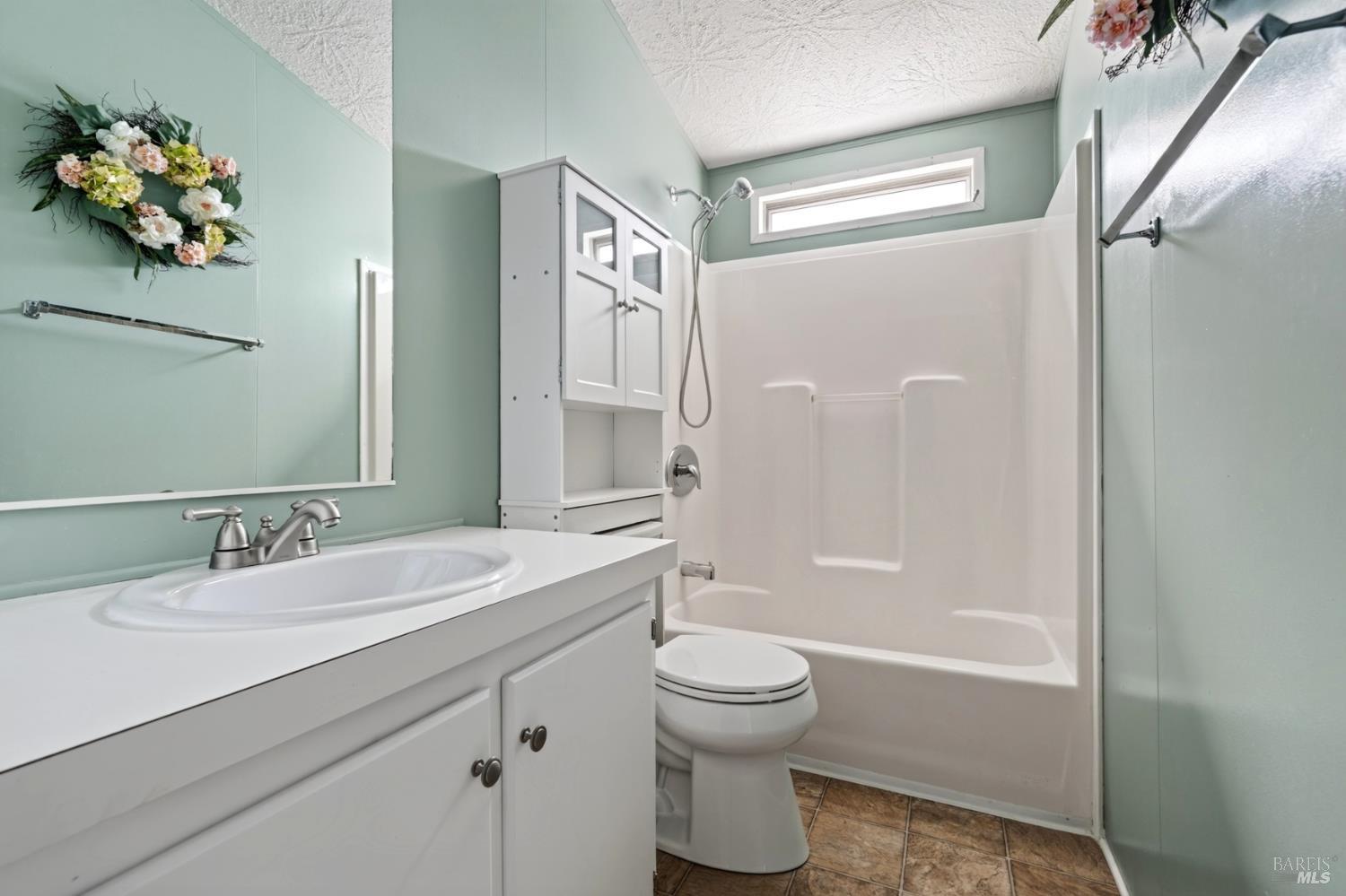 143 Oakwood Drive Petaluma CA 94954