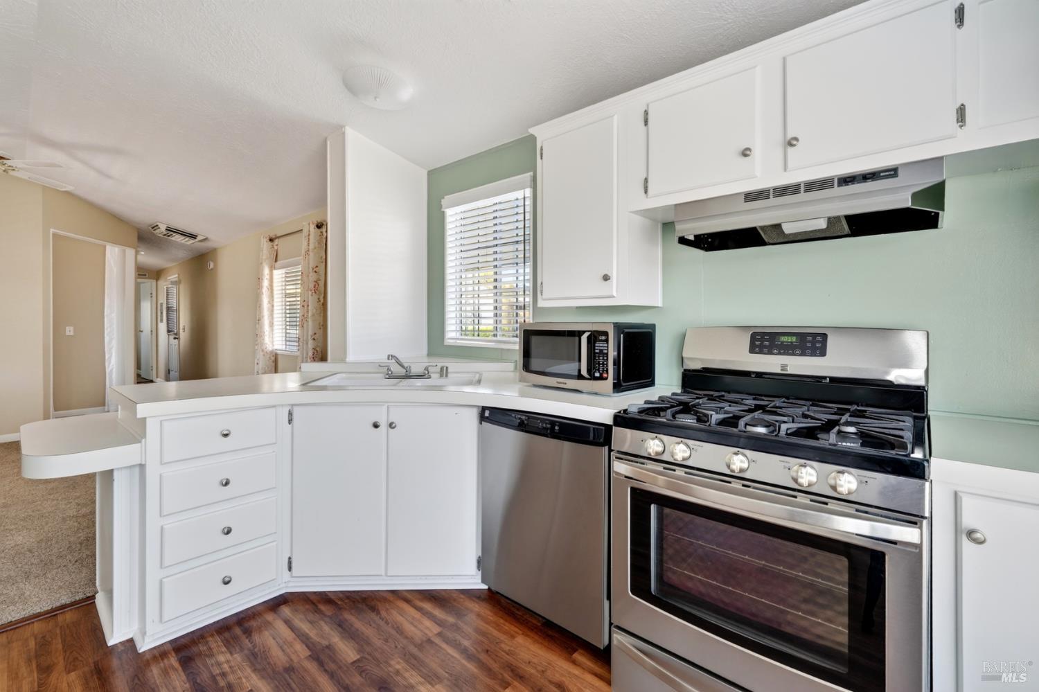 143 Oakwood Drive Petaluma CA 94954