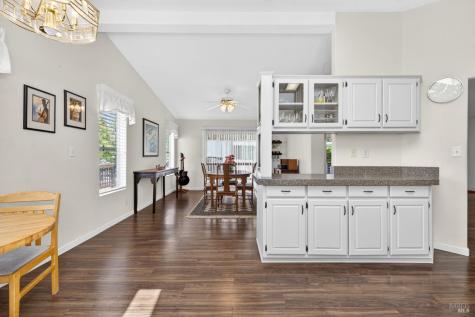 4692 Circle Drive Santa Rosa CA 95409