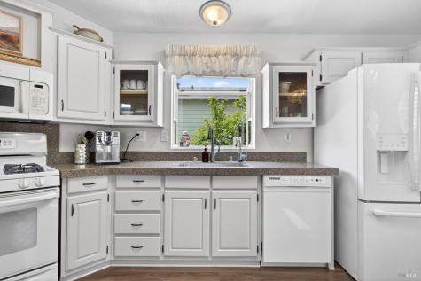 4692 Circle Drive Santa Rosa CA 95409