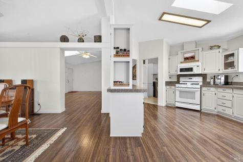 4692 Circle Drive Santa Rosa CA 95409