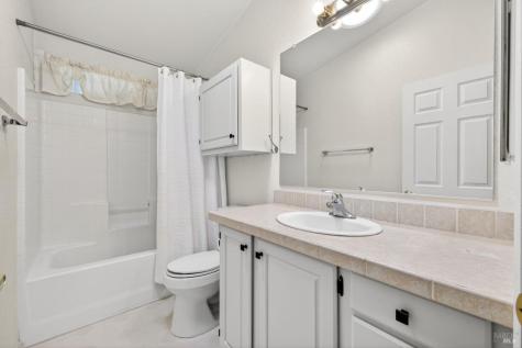 4692 Circle Drive Santa Rosa CA 95409