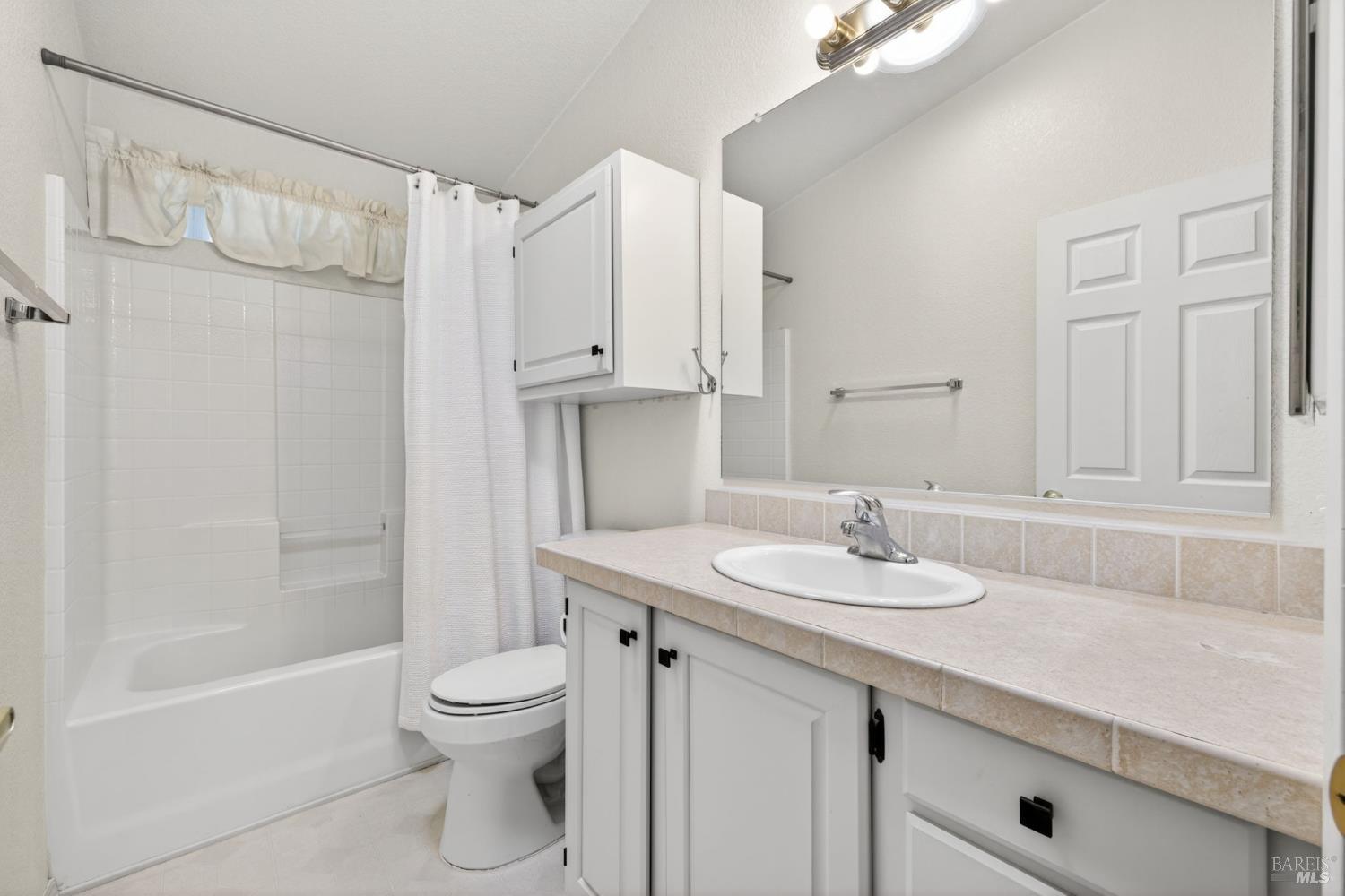 4692 Circle Drive Santa Rosa CA 95409