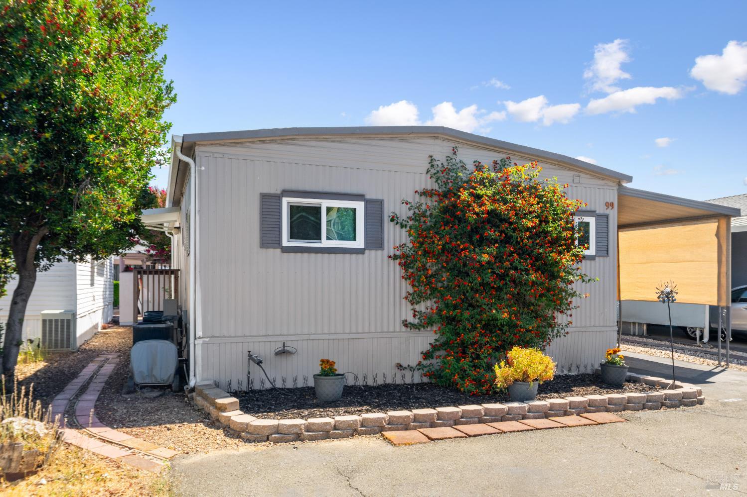 99 Hacienda Drive Napa CA 94558