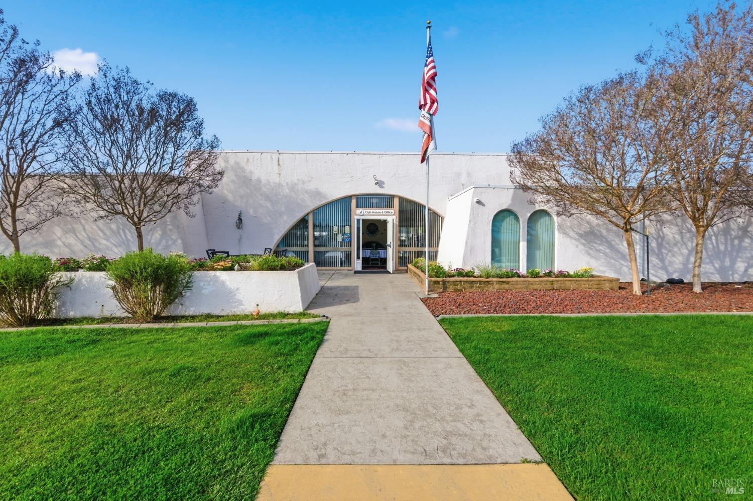 99 Hacienda Drive Napa CA 94558
