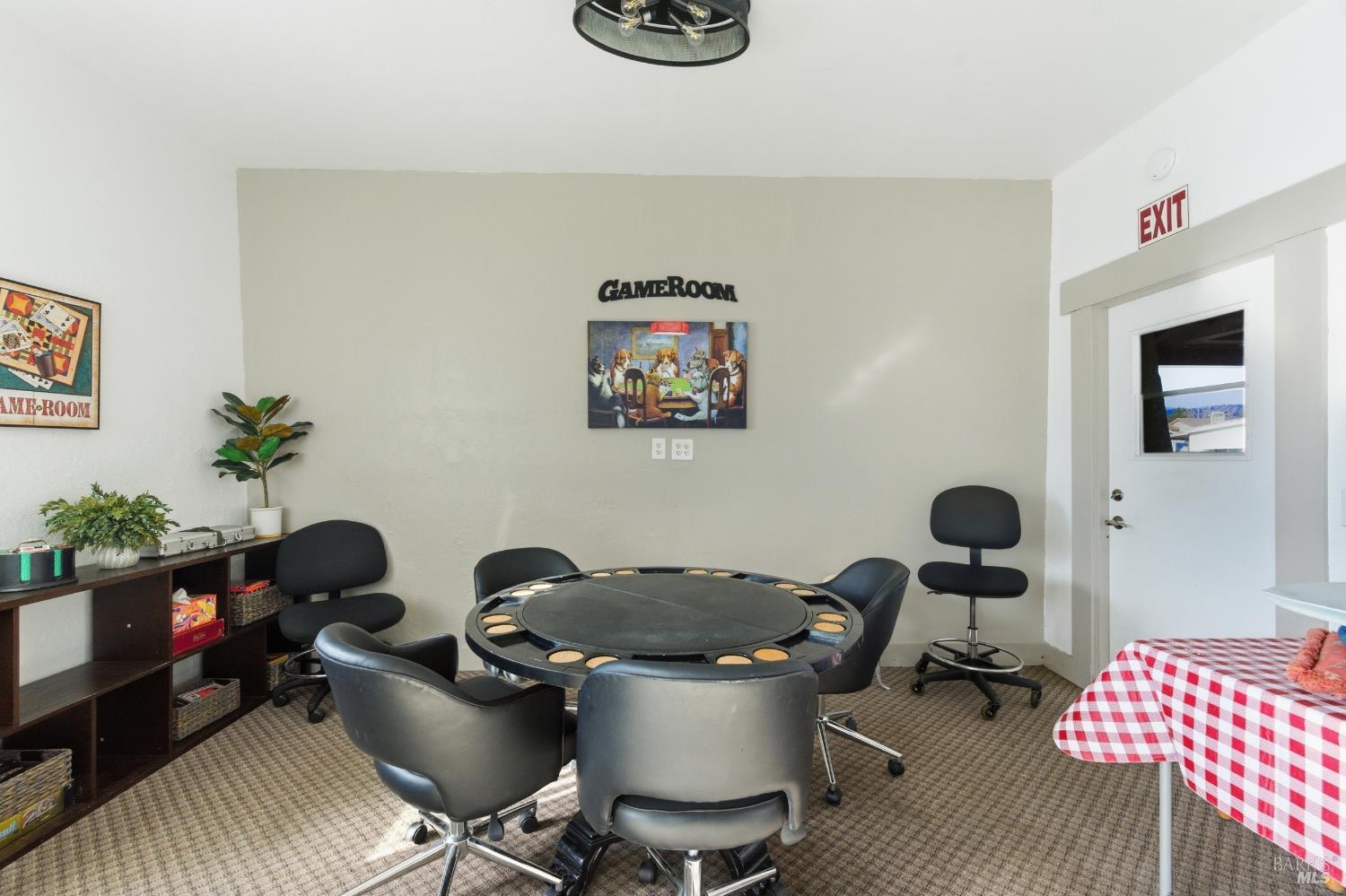 99 Hacienda Drive Napa CA 94558