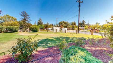 4 Estrella Drive Santa Rosa CA 95403