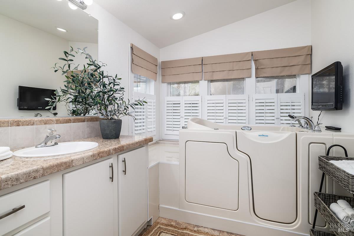 25 Oceano Place Novato CA 94949