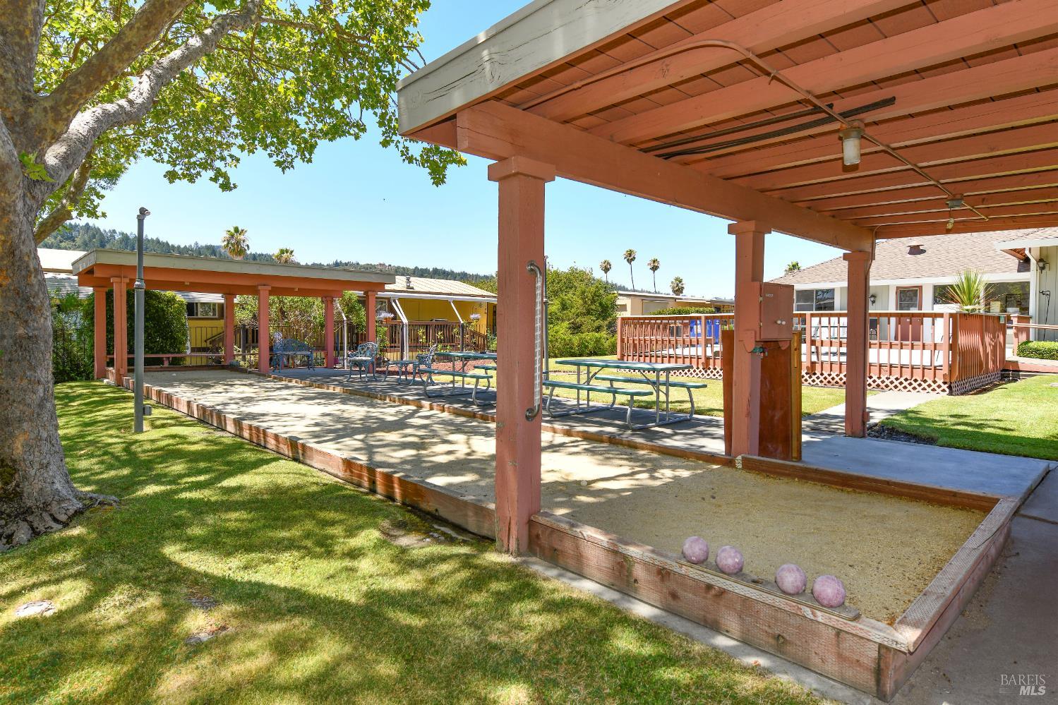 304 Chablis N Calistoga CA 94515
