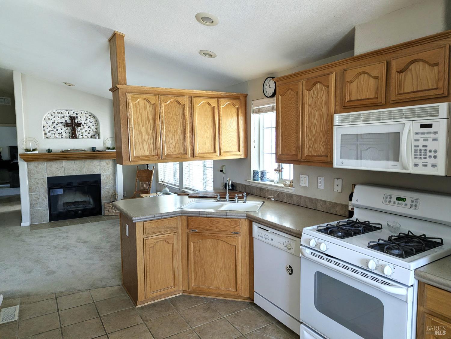 304 Chablis N Calistoga CA 94515