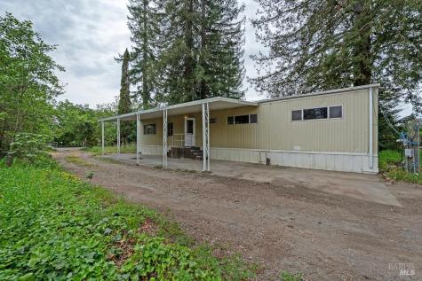 8466 Templeman Road Forestville CA 95436