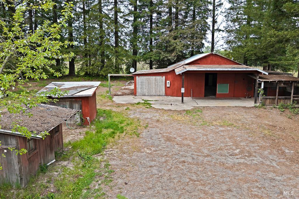 8466 Templeman Road Forestville CA 95436