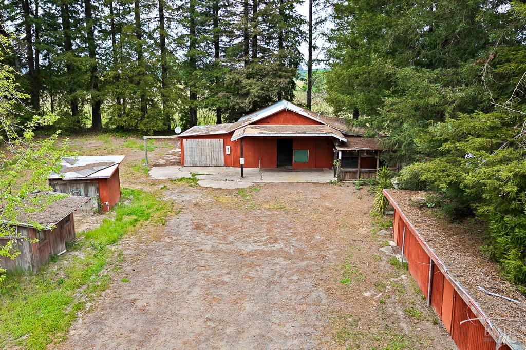8466 Templeman Road Forestville CA 95436