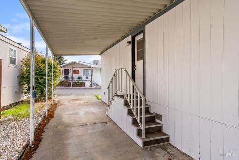 8147 Willow Street Windsor CA 95492