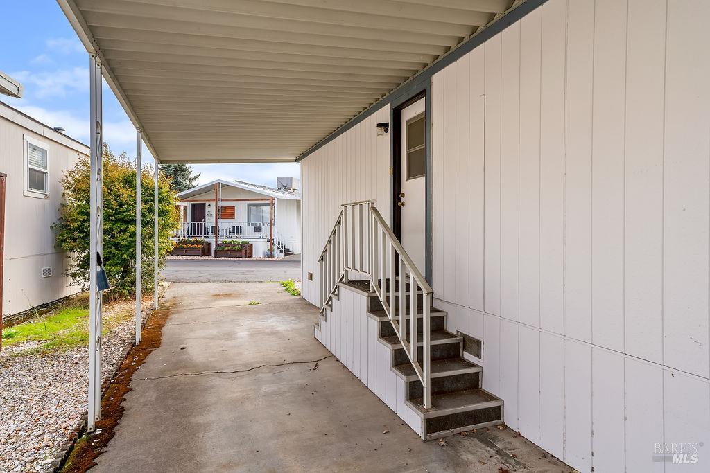 8147 Willow Street Windsor CA 95492