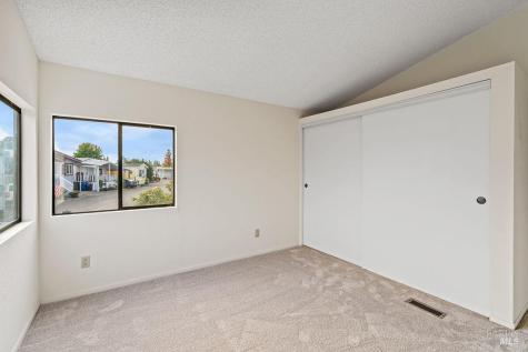 8147 Willow Street Windsor CA 95492