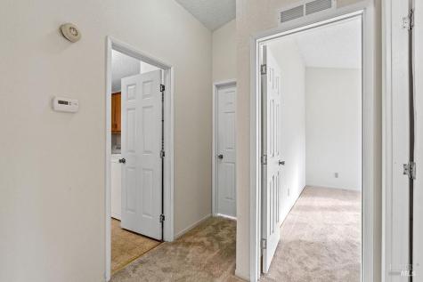 8147 Willow Street Windsor CA 95492