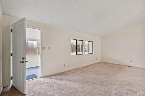 8147 Willow Street Windsor CA 95492