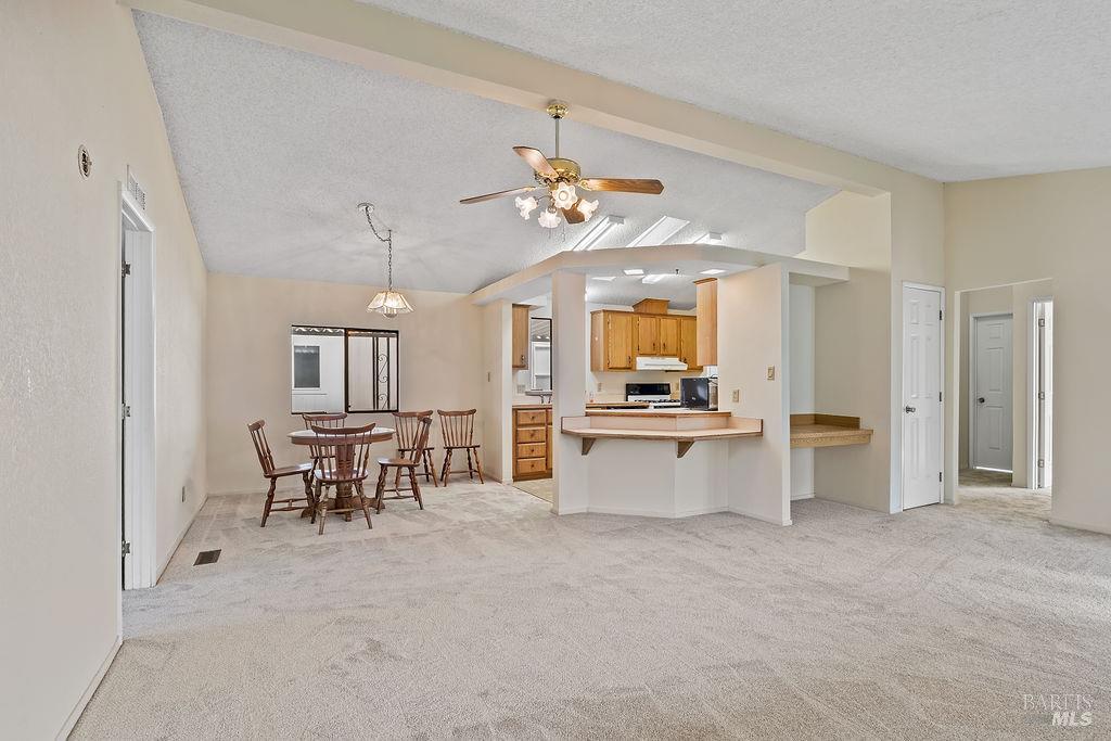 8147 Willow Street Windsor CA 95492