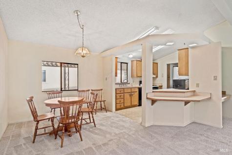 8147 Willow Street Windsor CA 95492