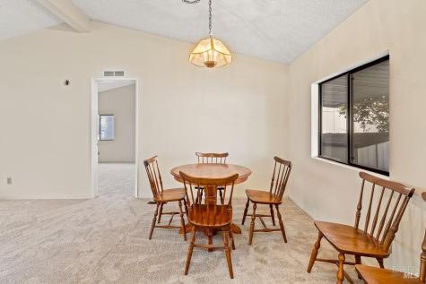 8147 Willow Street Windsor CA 95492