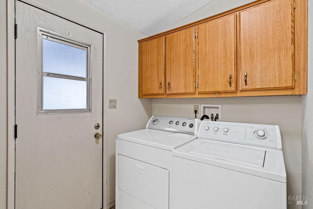 8147 Willow Street Windsor CA 95492