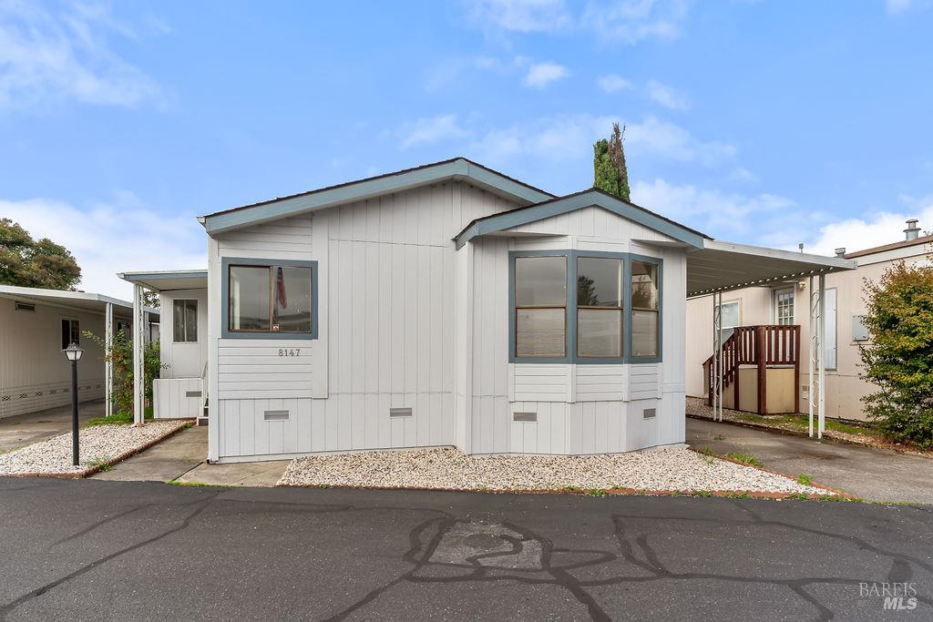 8147 Willow Street Windsor CA 95492