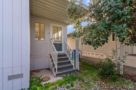 8147 Willow Street Windsor CA 95492