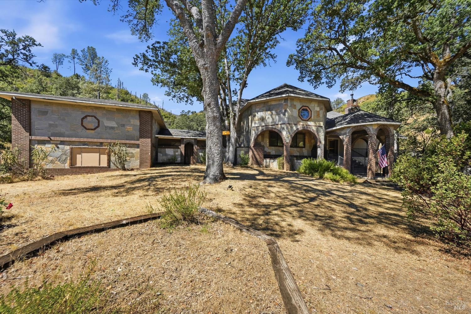 3725 Spring Valley Road Clearlake Oaks CA 95423