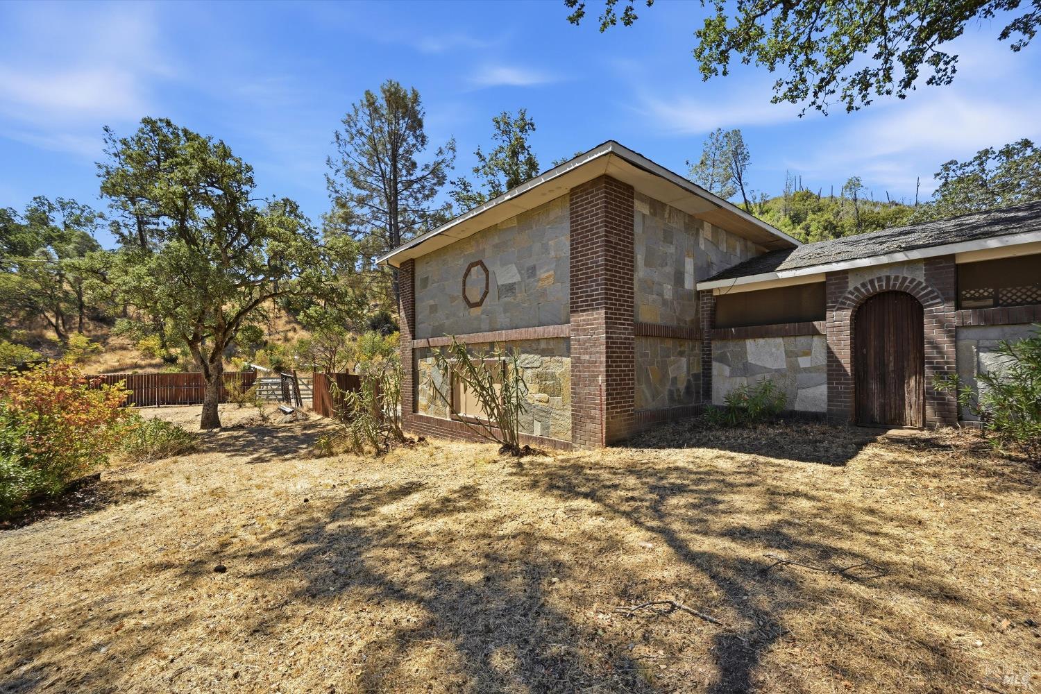 3725 Spring Valley Road Clearlake Oaks CA 95423