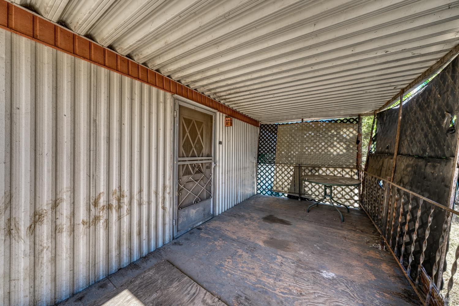 5542 Old Highway 53 Clearlake CA 95422