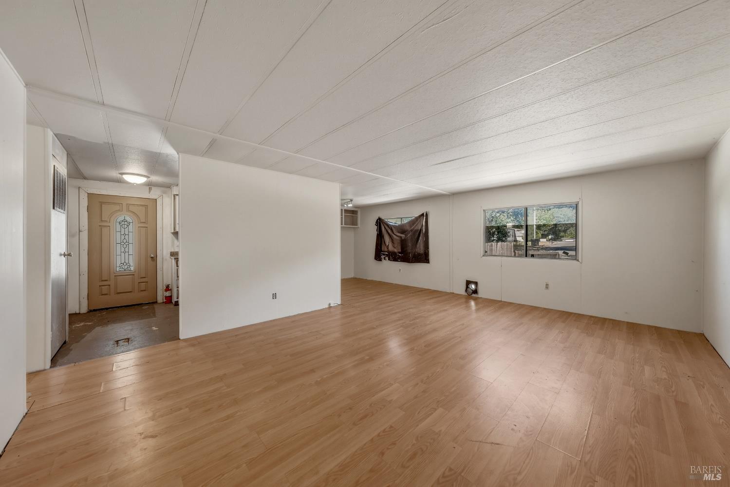 5542 Old Highway 53 Clearlake CA 95422