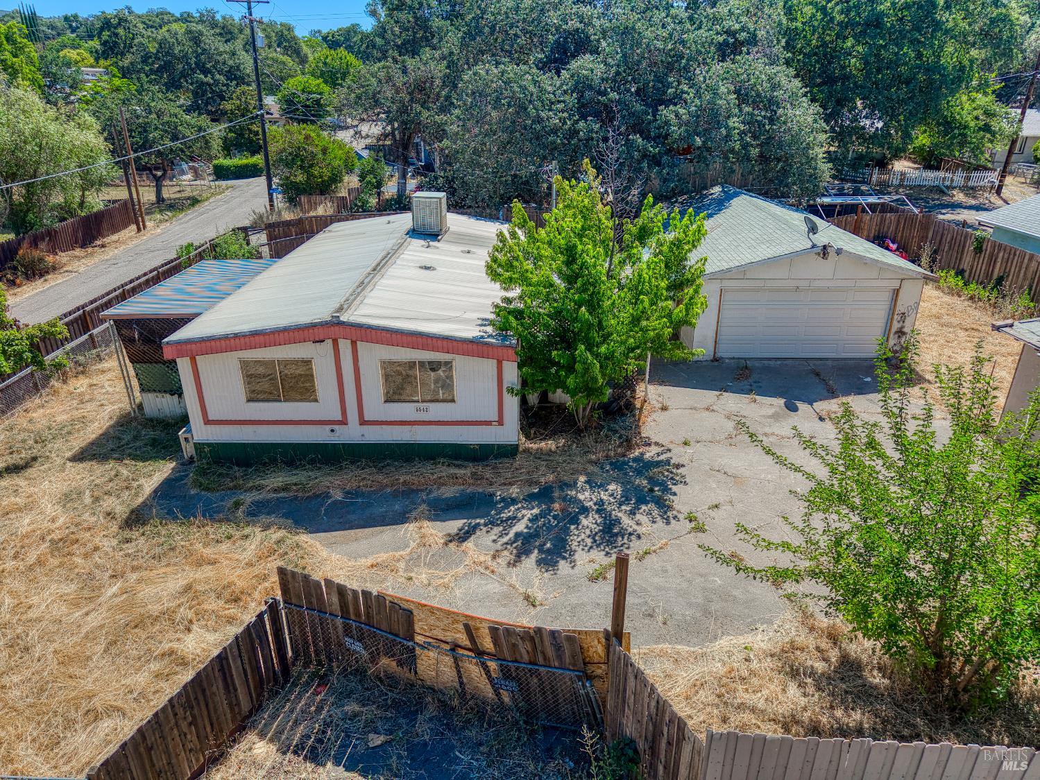 5542 Old Highway 53 Clearlake CA 95422