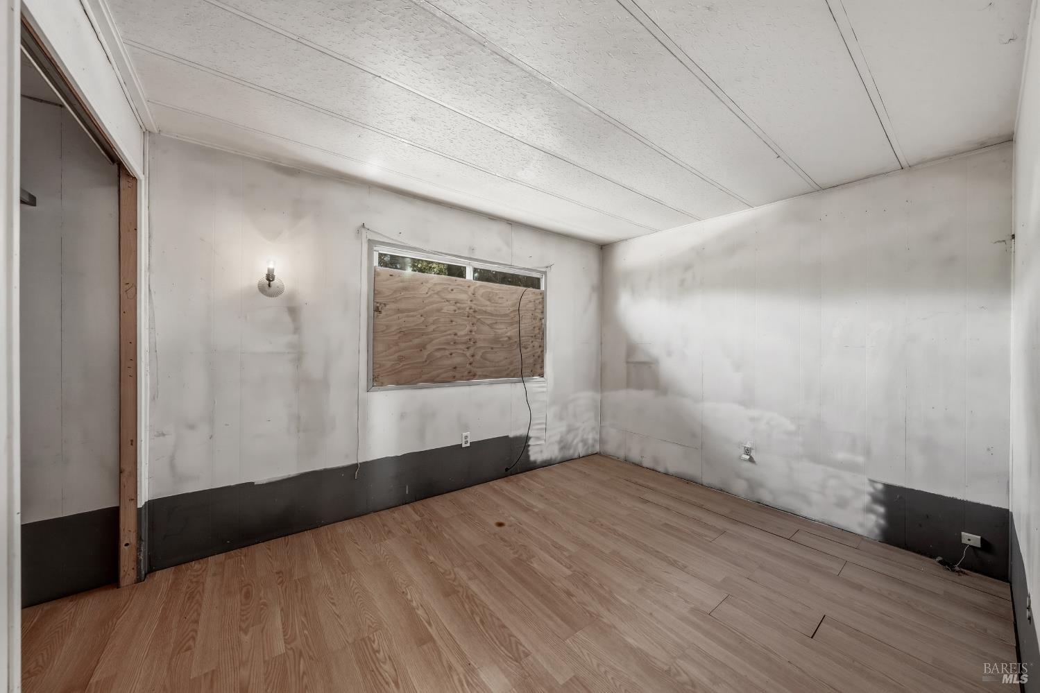 5542 Old Highway 53 Clearlake CA 95422