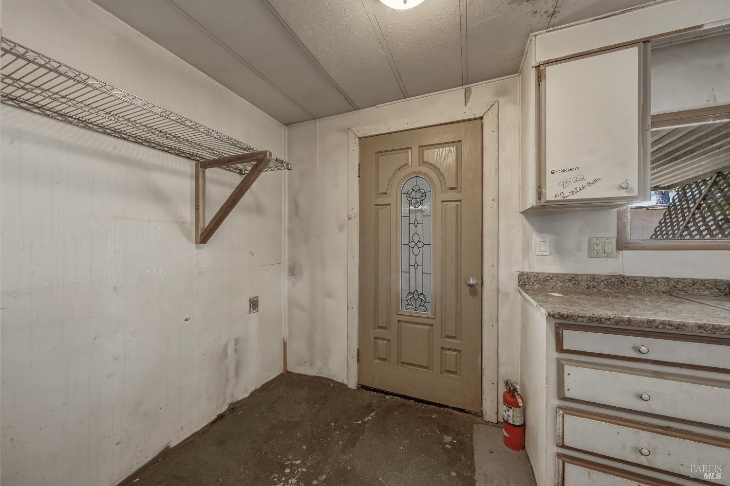 5542 Old Highway 53 Clearlake CA 95422