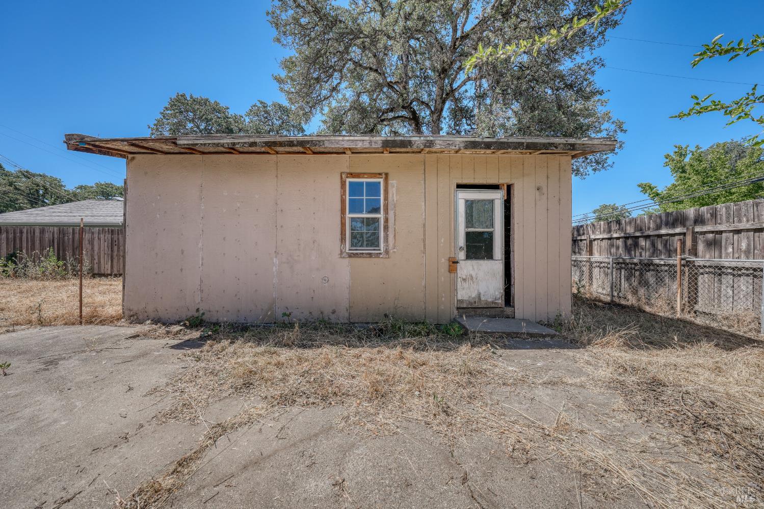 5542 Old Highway 53 Clearlake CA 95422